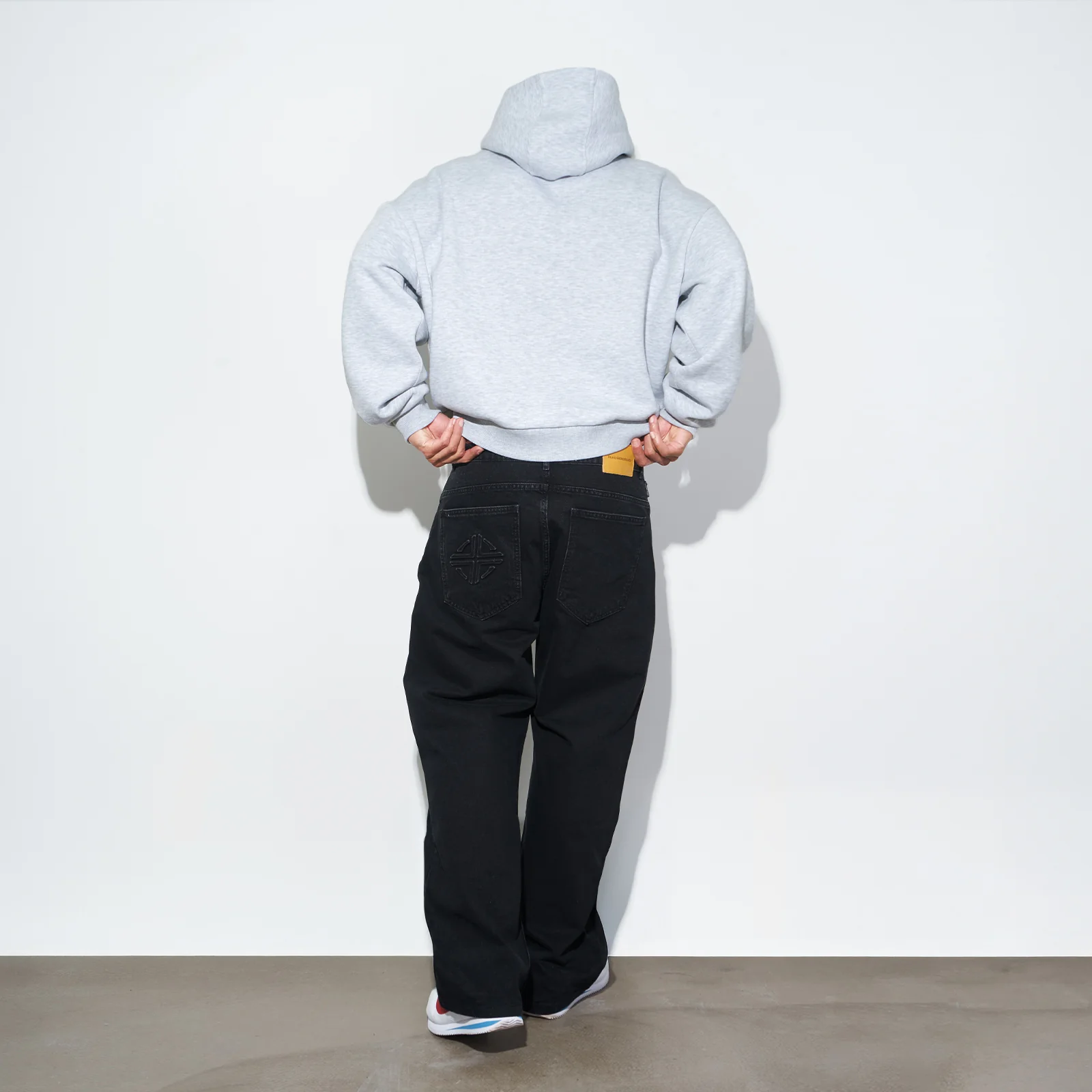 Star Denim "Basic Black" - Image 4
